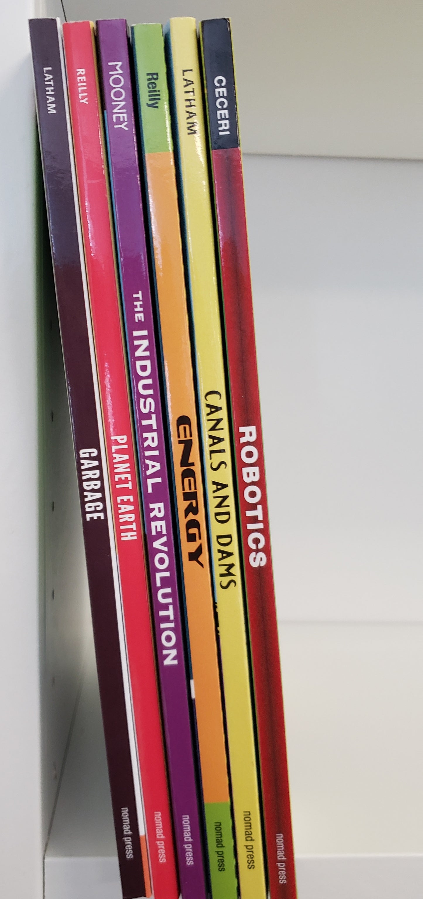 Sonlight Science H: Conservation, Robotics, & Technology COMPLETE SET