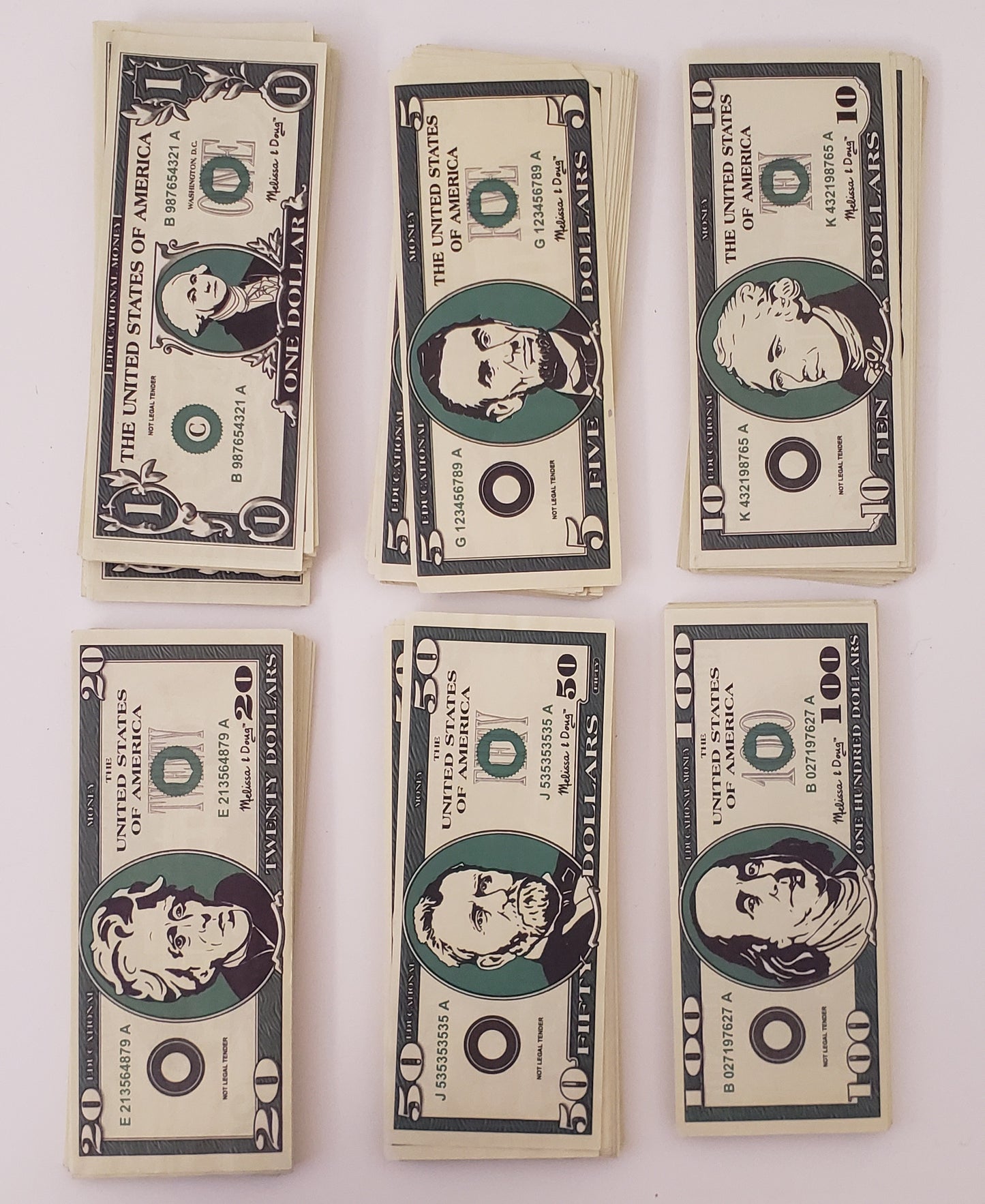 Paper money - 1s to 100s (approx. 50 each)