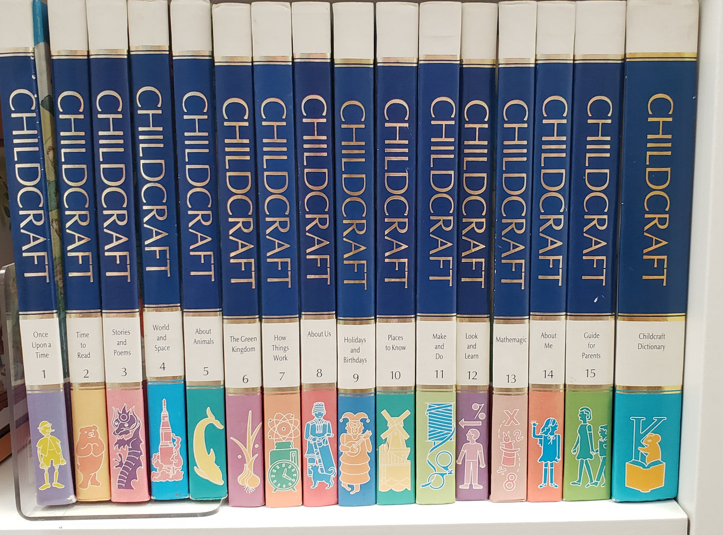 Childcraft How & Why 16 Volume Set (incl. Dictionary)