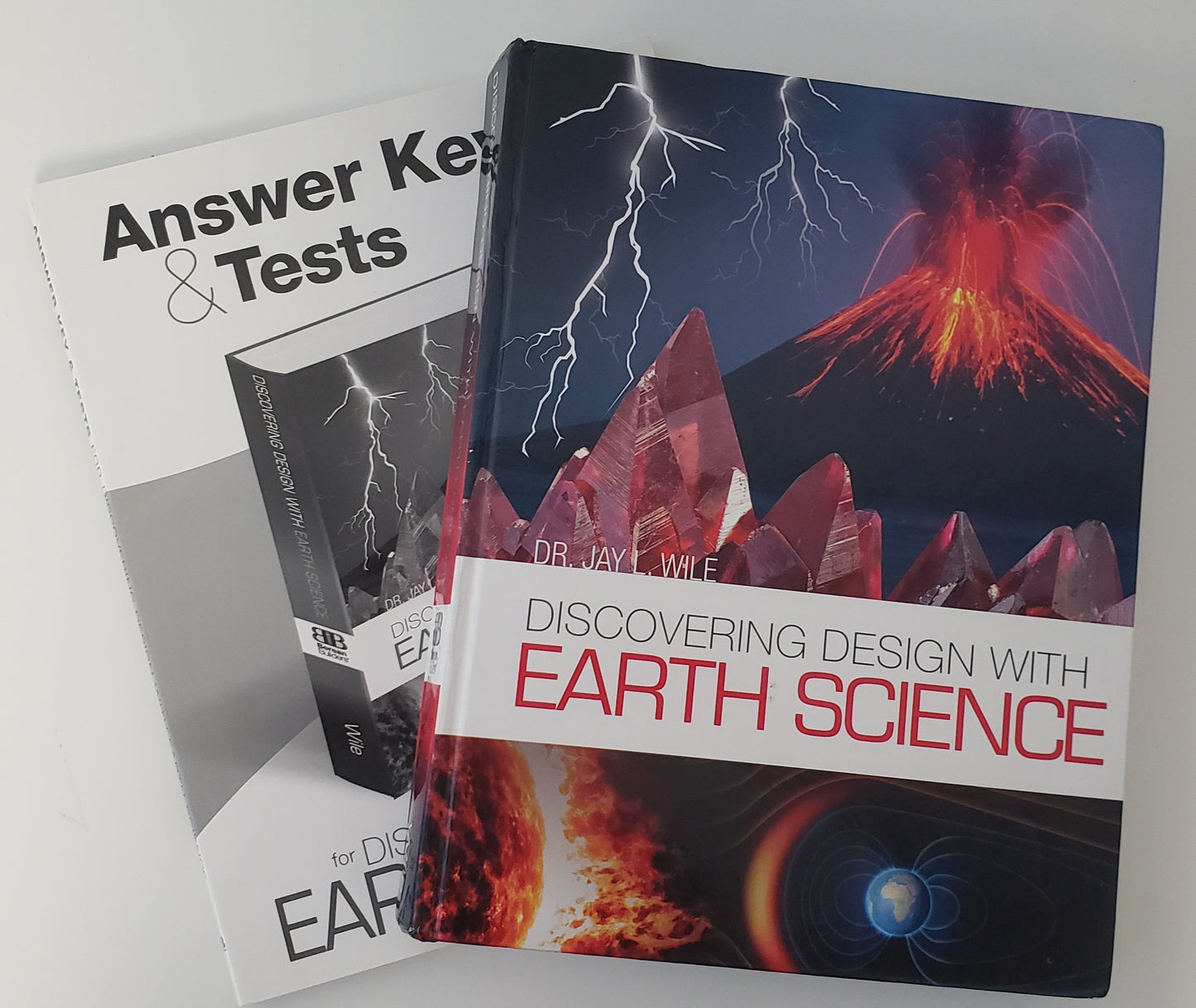 Discovering Design with Earth Science SET