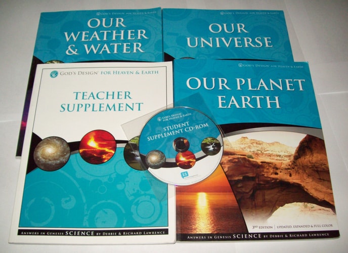 God's Design for Heaven & Earth Teacher Supplement [With 2 CDROMs]